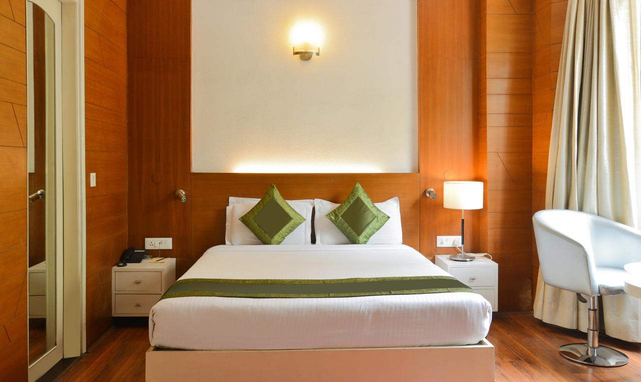 Hotel Treebo Check In By Oran Nueva Delhi Exterior foto
